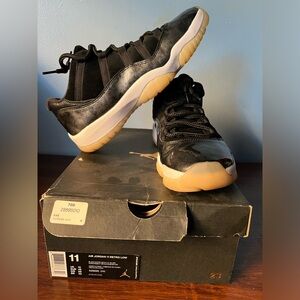 Air Jordan 11 Retro Low "Barons" 2017 Men’s size 11